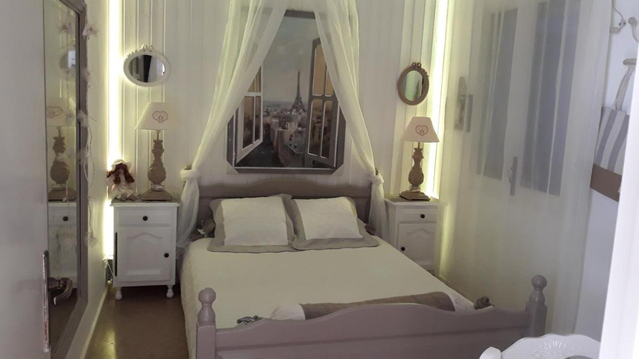 Chambres D'Hotes Chez Catherine A Reus Chambre De Paris Avec Salle De Bains Privee ภายนอก รูปภาพ