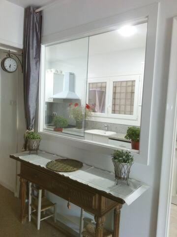 Chambres D'Hotes Chez Catherine A Reus Chambre De Paris Avec Salle De Bains Privee ภายนอก รูปภาพ